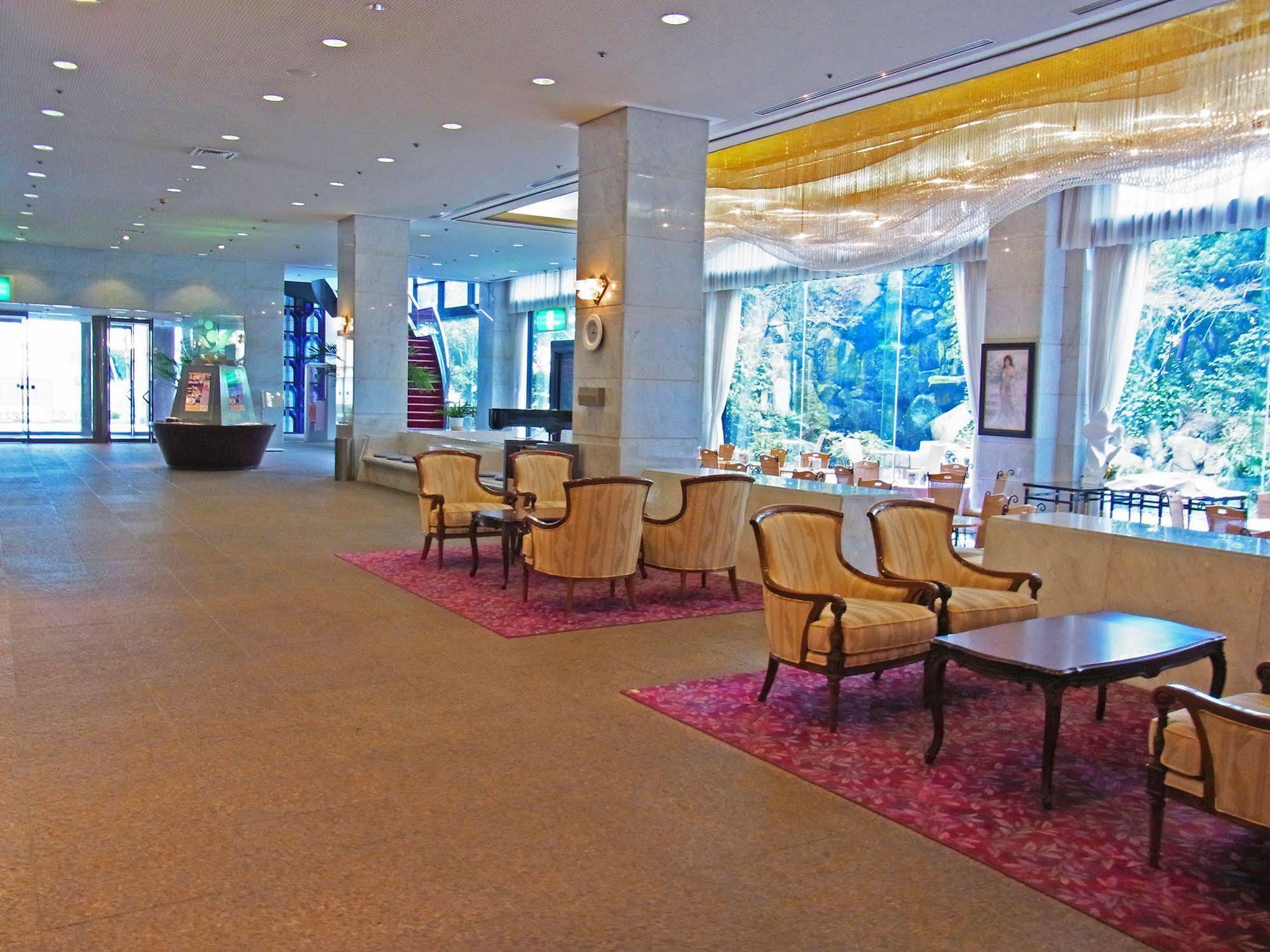 Hotel Pearl Garden Takamatsu Exteriör bild